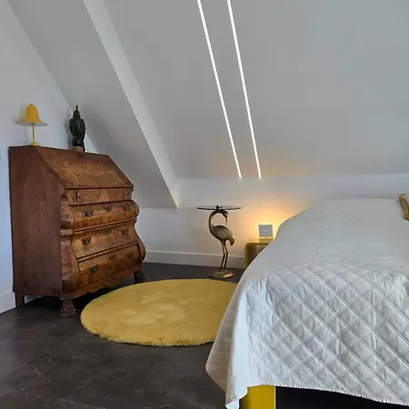 Oudshoorn Alphen-sur-le-Rhin